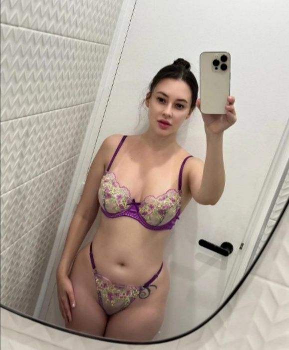 Ночные бабочки Мурманска: Искусство уважительного общения в мире интимного досуга